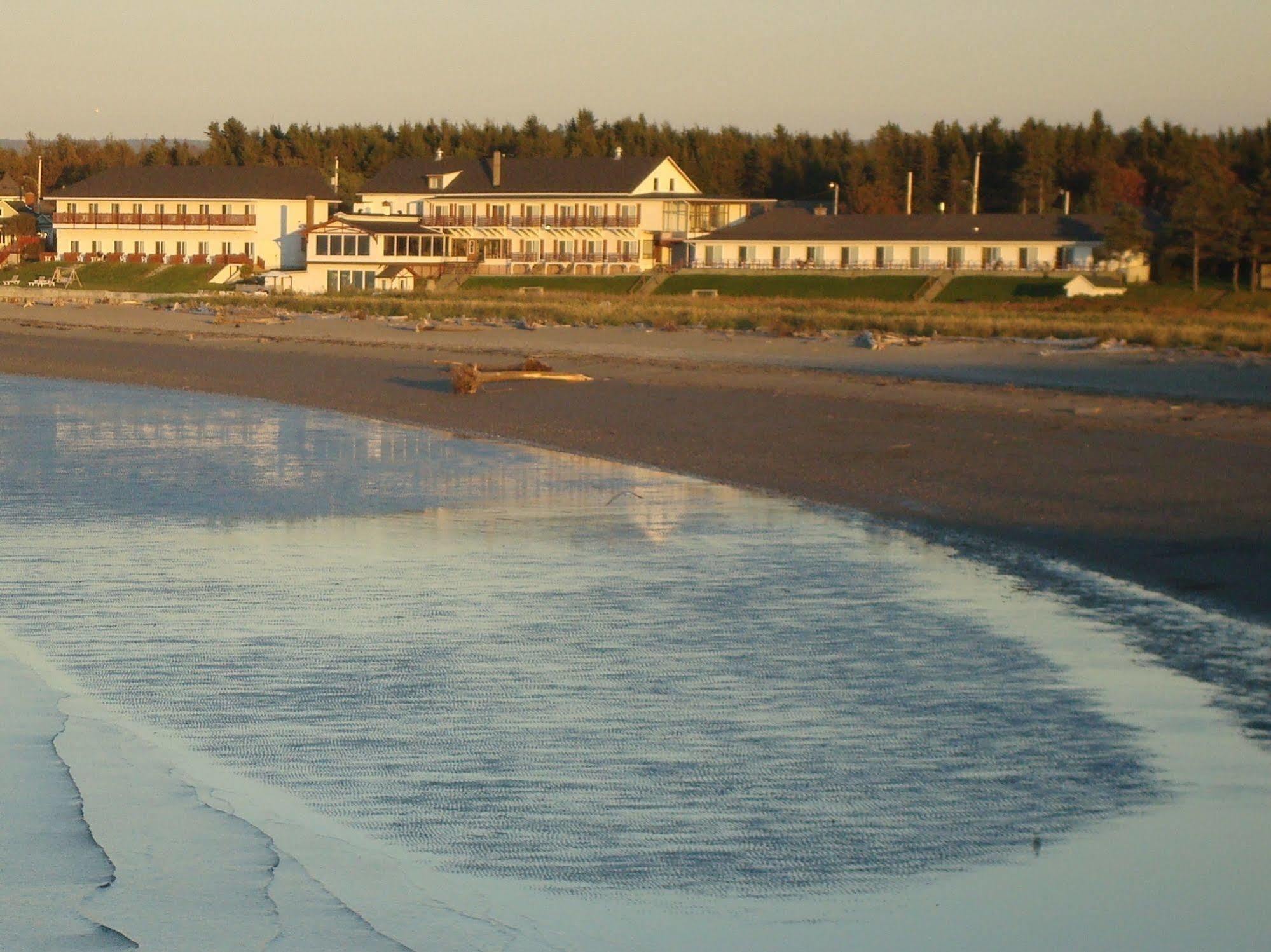 Hotel Motel Belle Plage Matane Extérieur photo